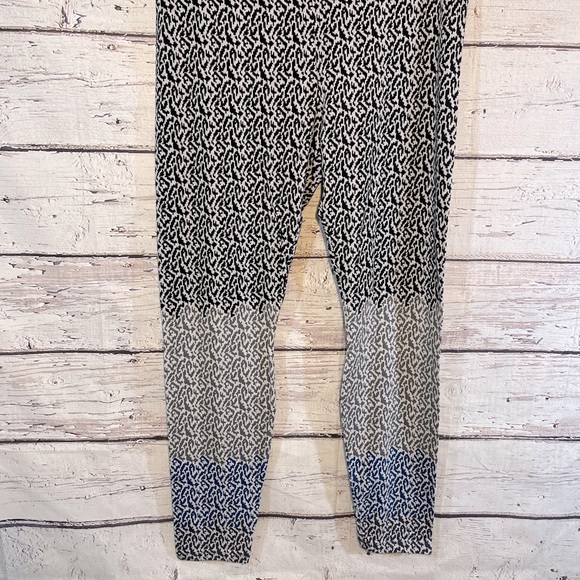CABI Easy Leggings Ombre Animal Print Pull On-Large - Picture 3 of 4